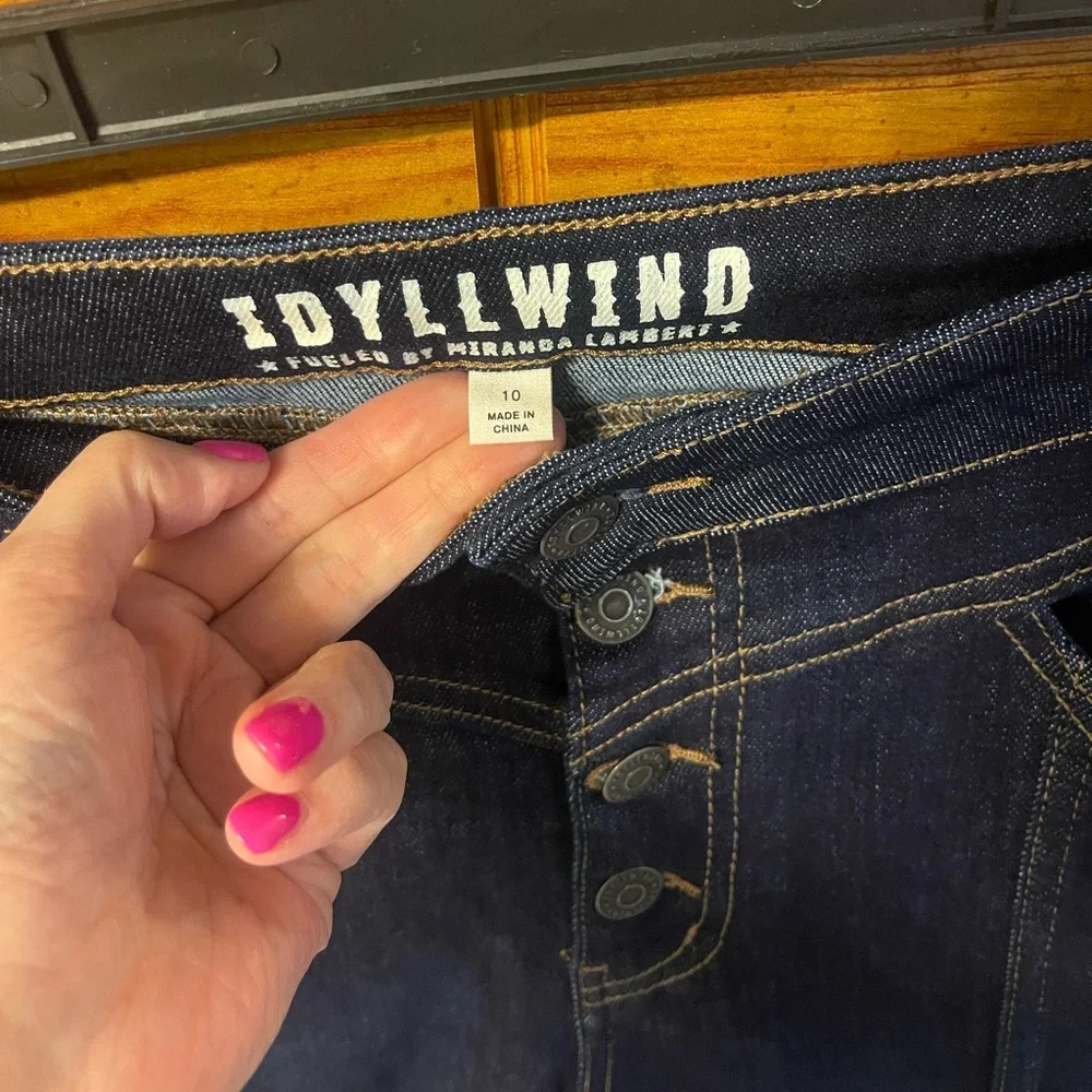 Idyllwind High-Rise Button-Front Flare Jeans - Picture 3 of 4